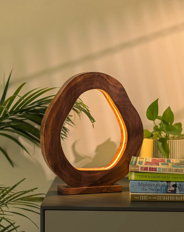 Illume Lamp